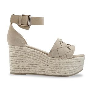 New Marc Fisher Suede Espadrille Vixta Wedge Sandals